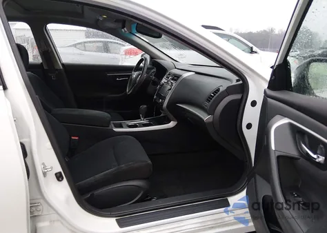 2015 Nissan Altima 2.5 Sv from USA, damaged, VIN 1N4AL3AP0FC172311